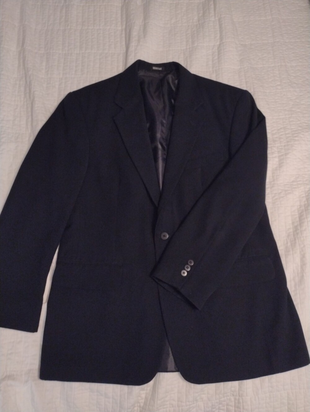 L.L. Bean Mens Navy Blazer 42R Fully Lined Two Button Single Vent